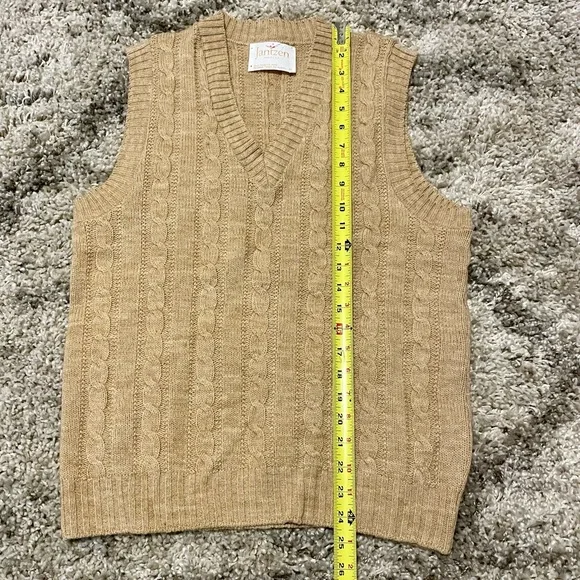 Vintage Jantzen Cable Knit Wool Blend Sweater Vest - Made in The USA - Medium - Picture 4 of 5